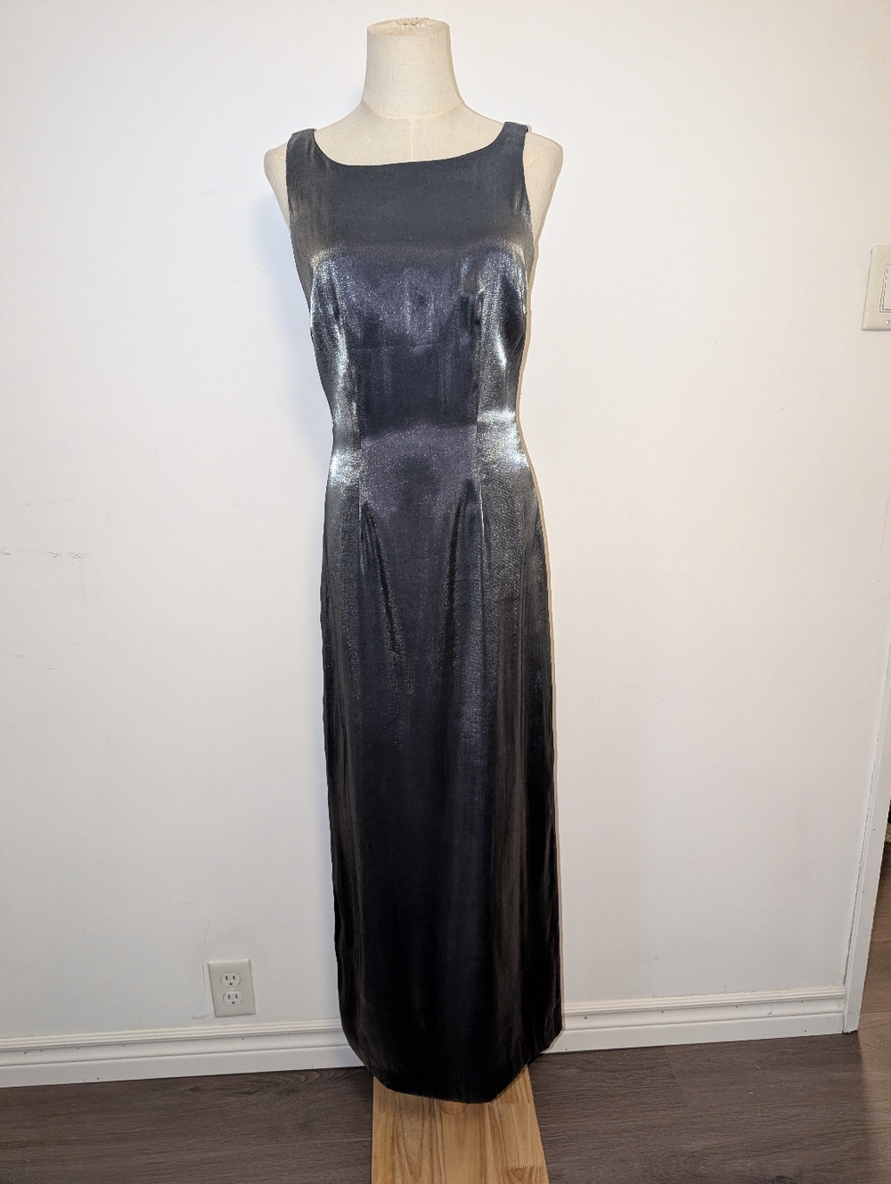 Vintage Deep Silver Shimmer Fitted Maxi Dress